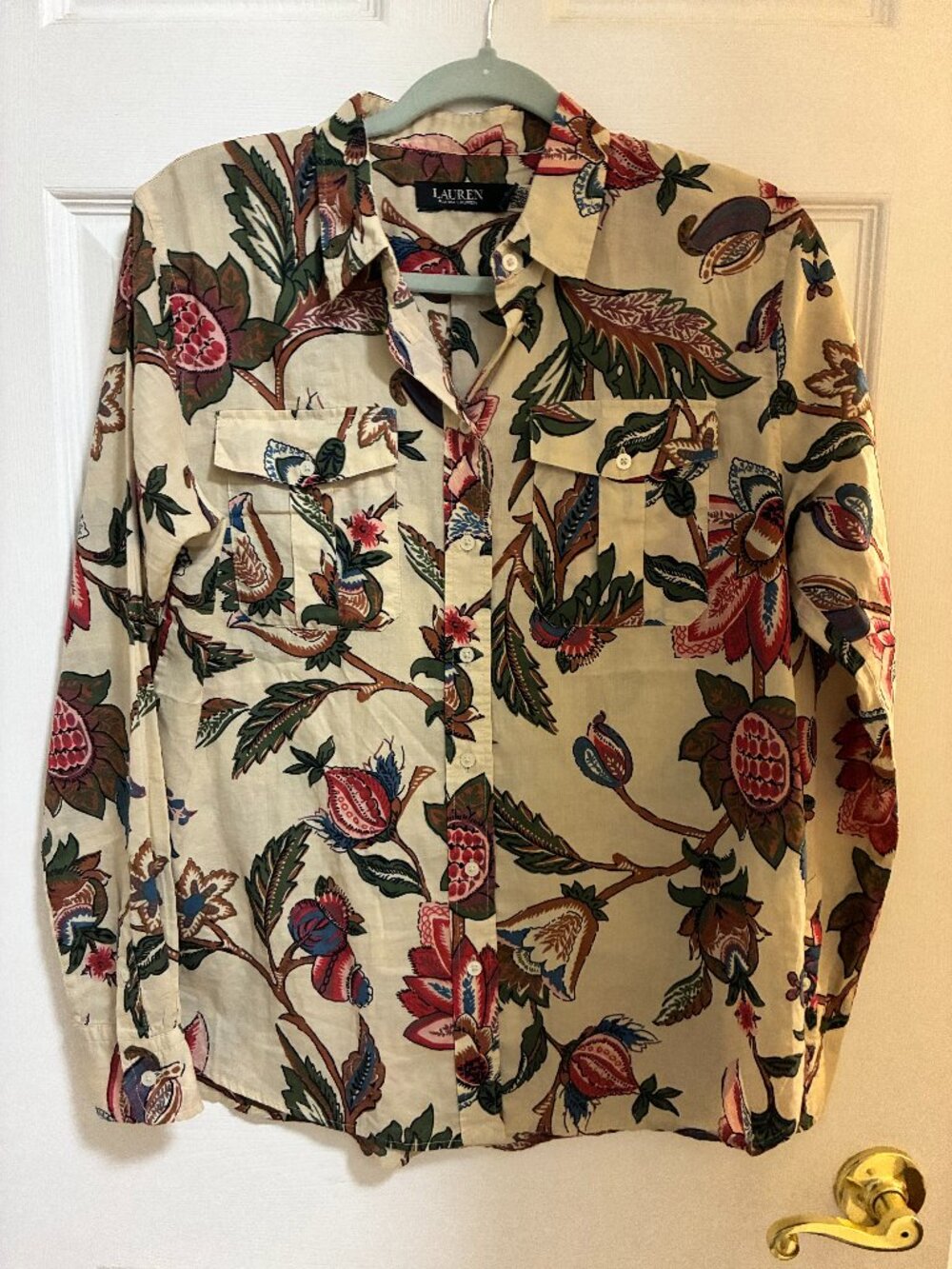 Beautiful Ralph Lauren Floral top PL